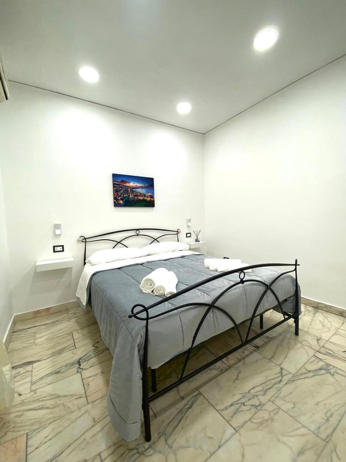 Castellano Apartment Naples Luaran gambar