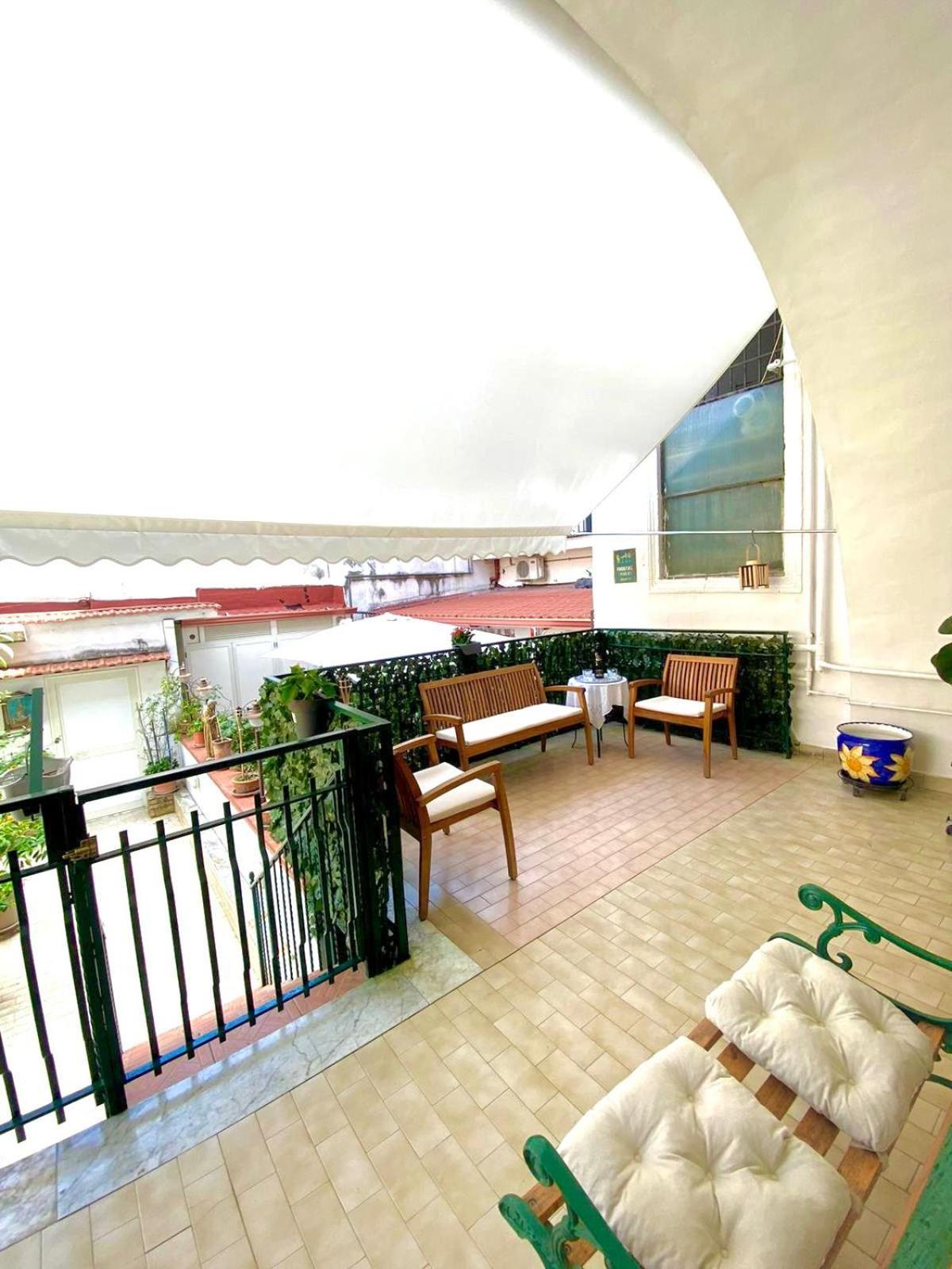 Castellano Apartment Naples Luaran gambar