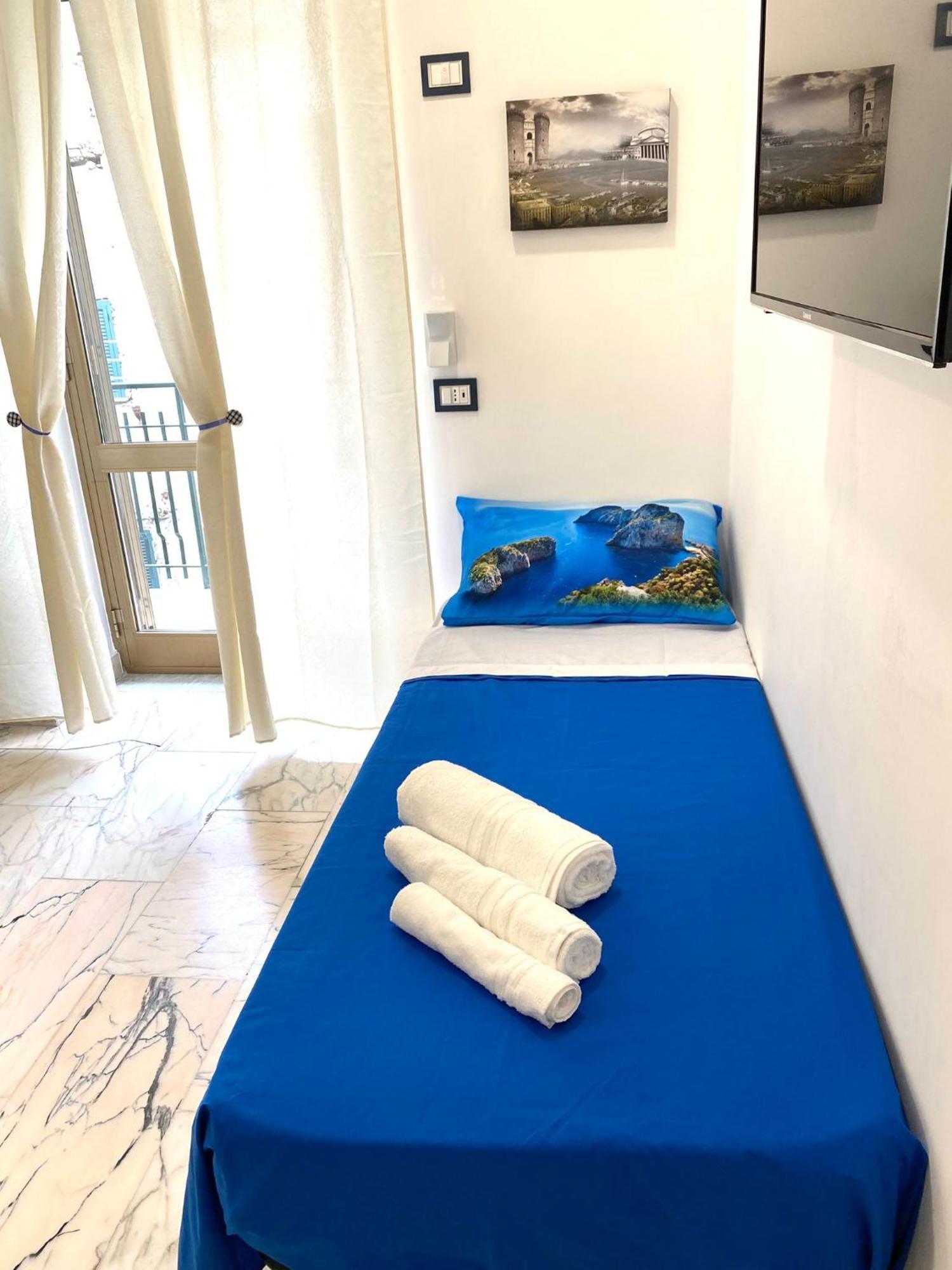 Castellano Apartment Naples Luaran gambar