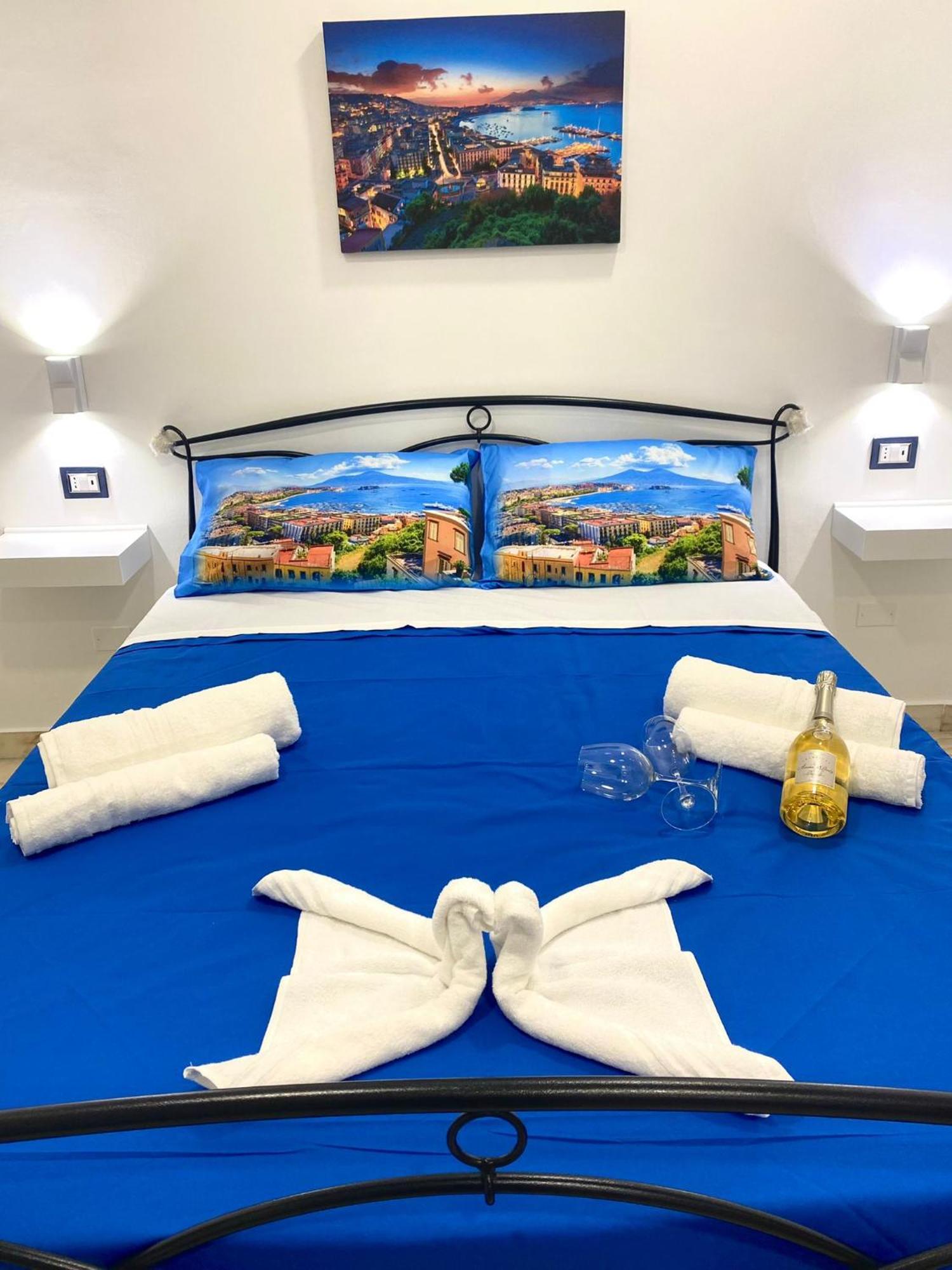 Castellano Apartment Naples Luaran gambar