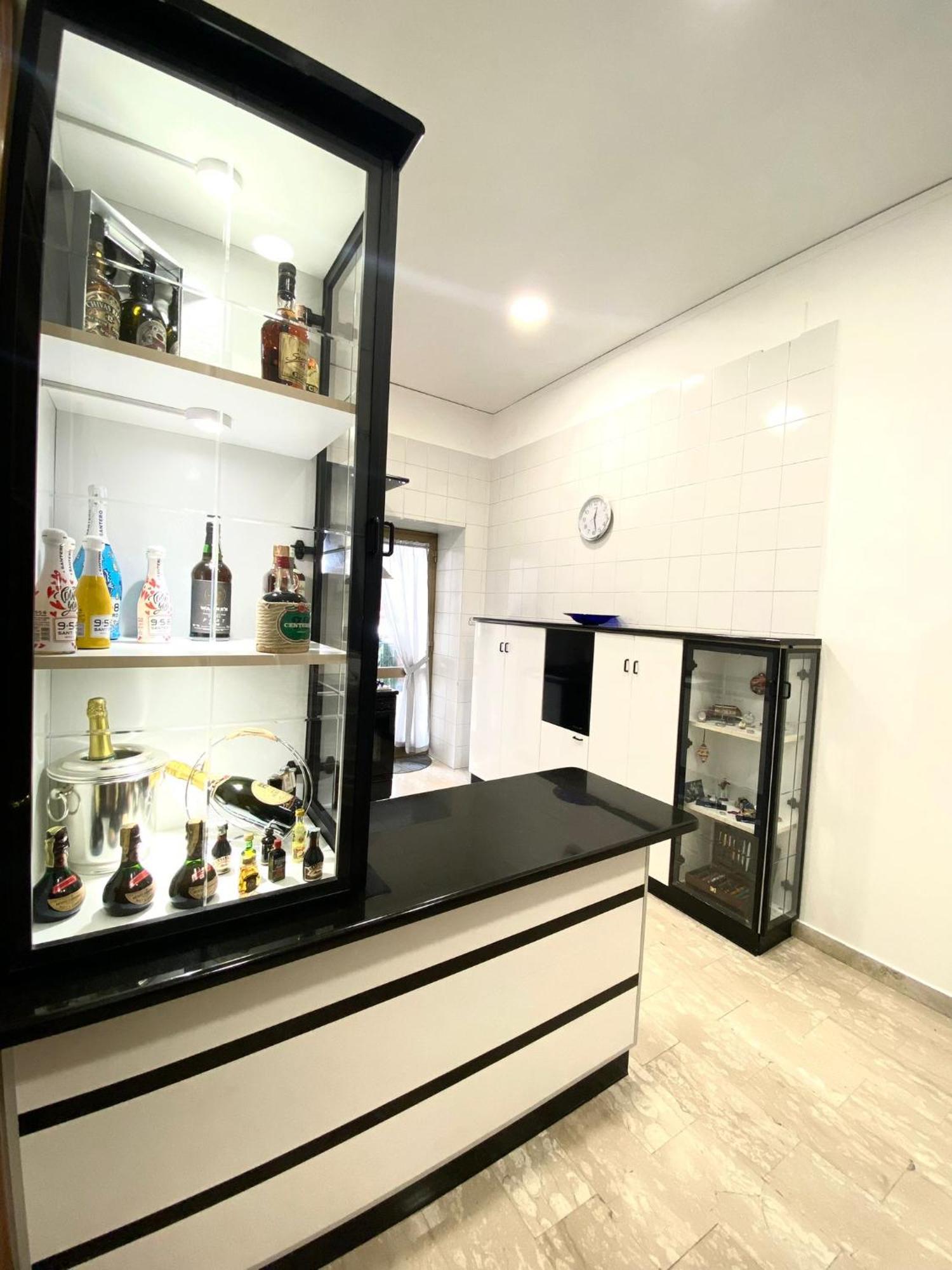Castellano Apartment Naples Luaran gambar