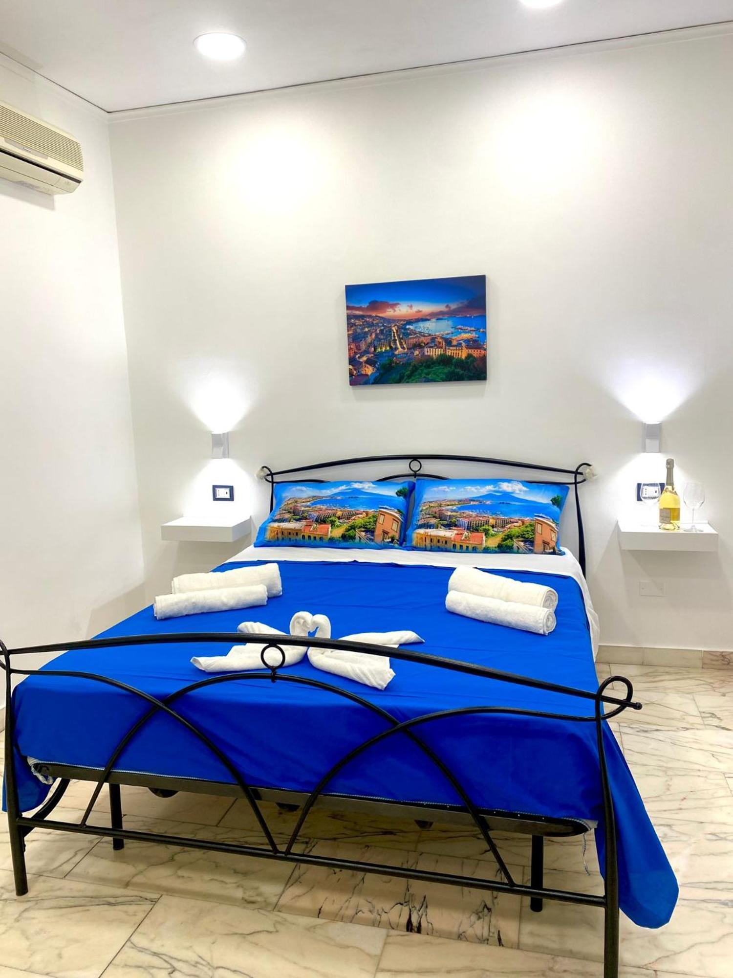Castellano Apartment Naples Luaran gambar