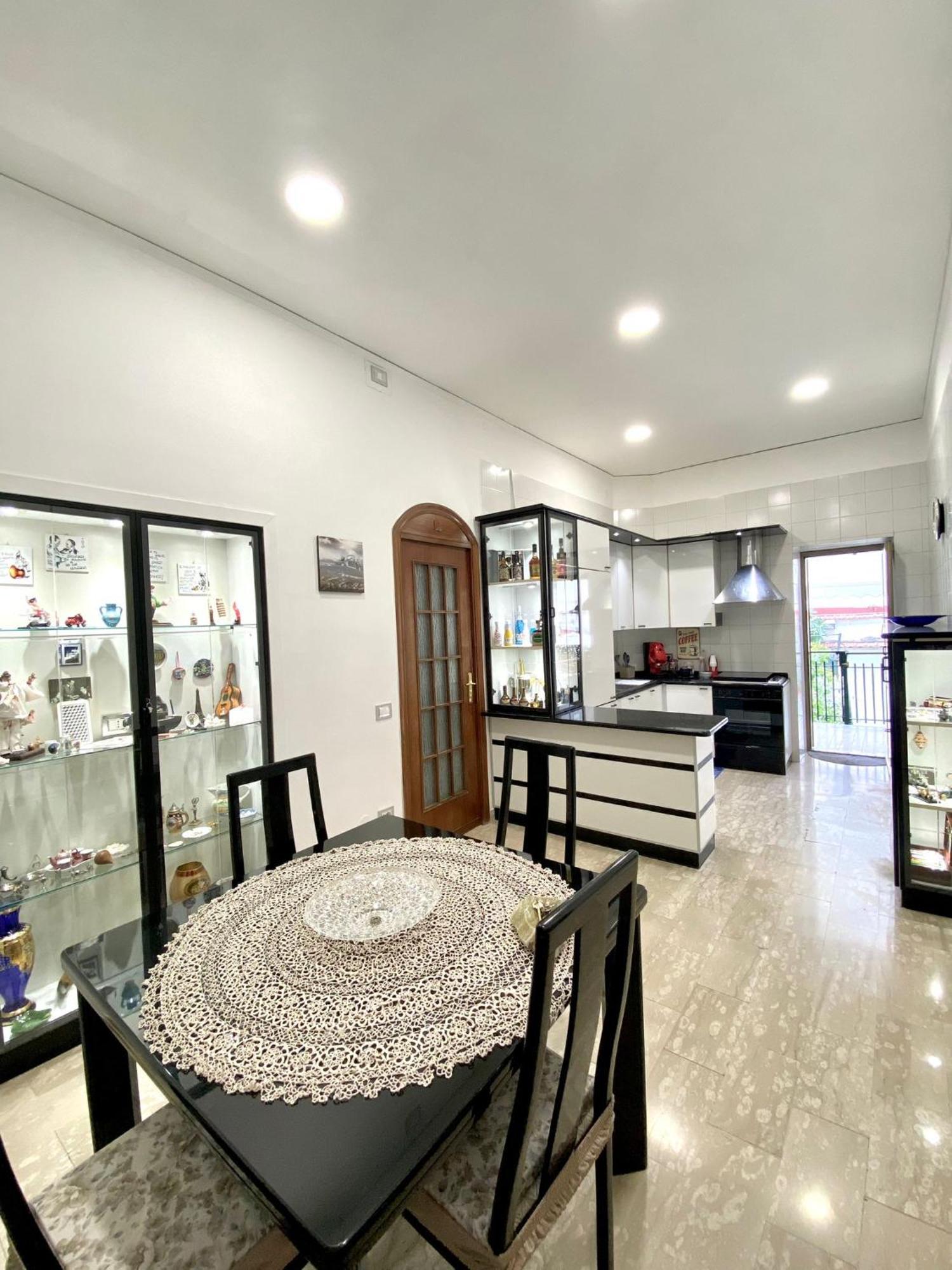 Castellano Apartment Naples Luaran gambar