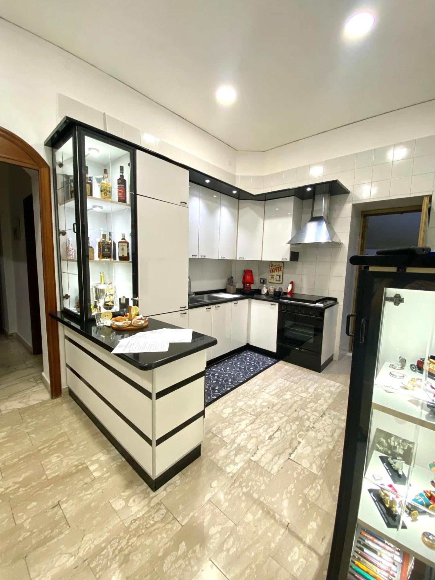 Castellano Apartment Naples Luaran gambar