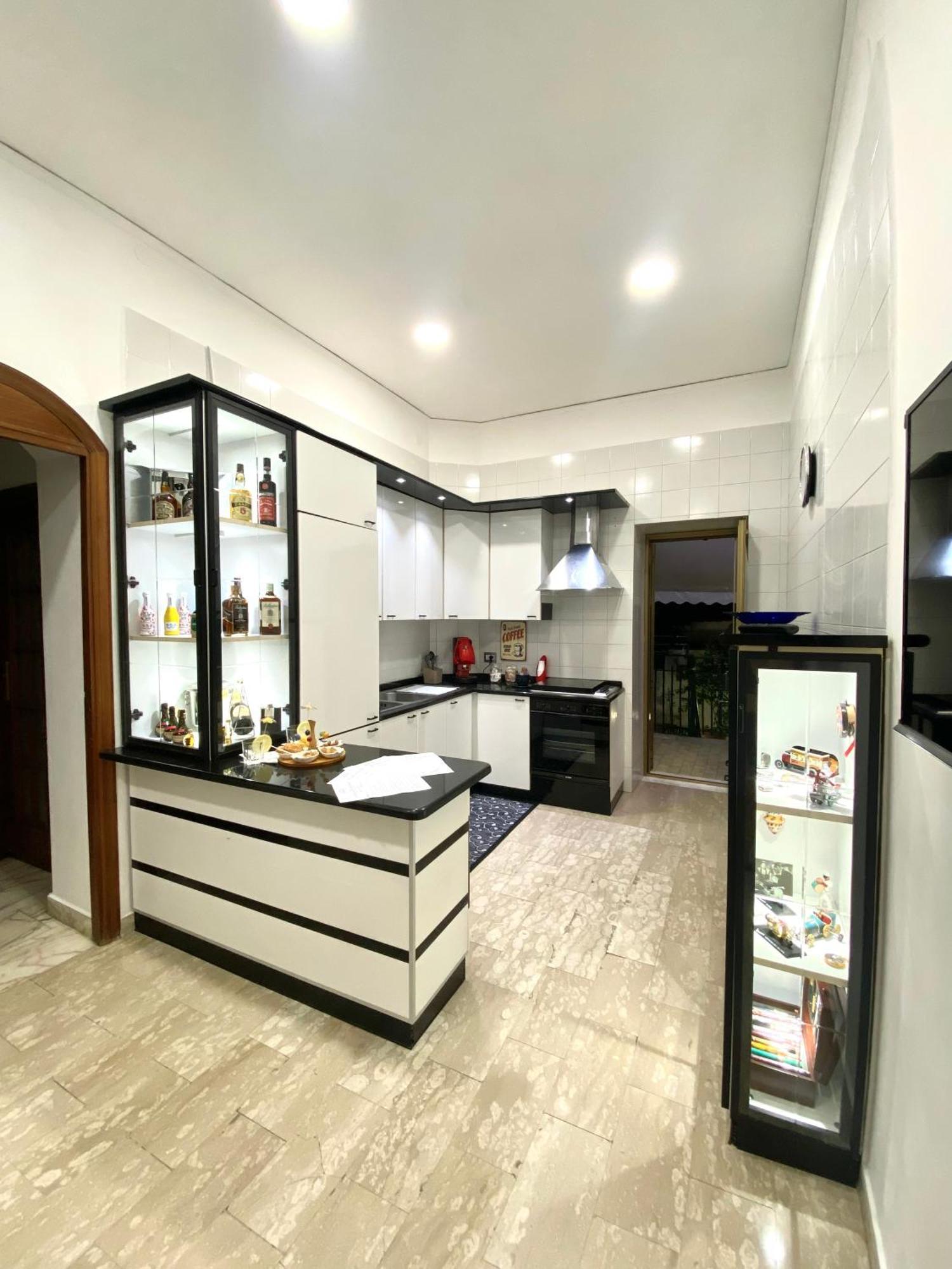 Castellano Apartment Naples Luaran gambar