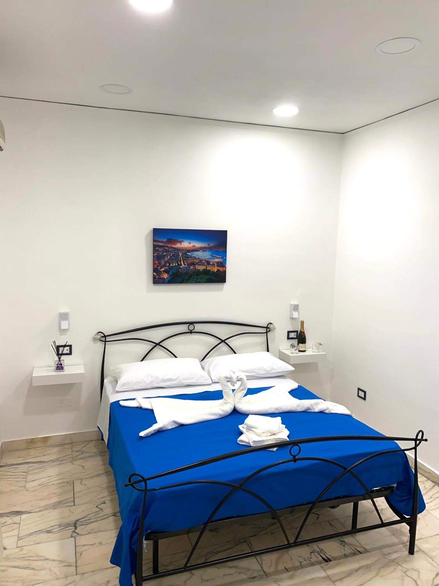 Castellano Apartment Naples Luaran gambar