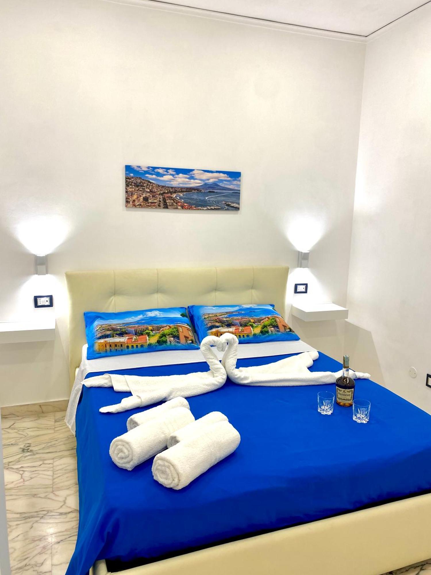 Castellano Apartment Naples Luaran gambar